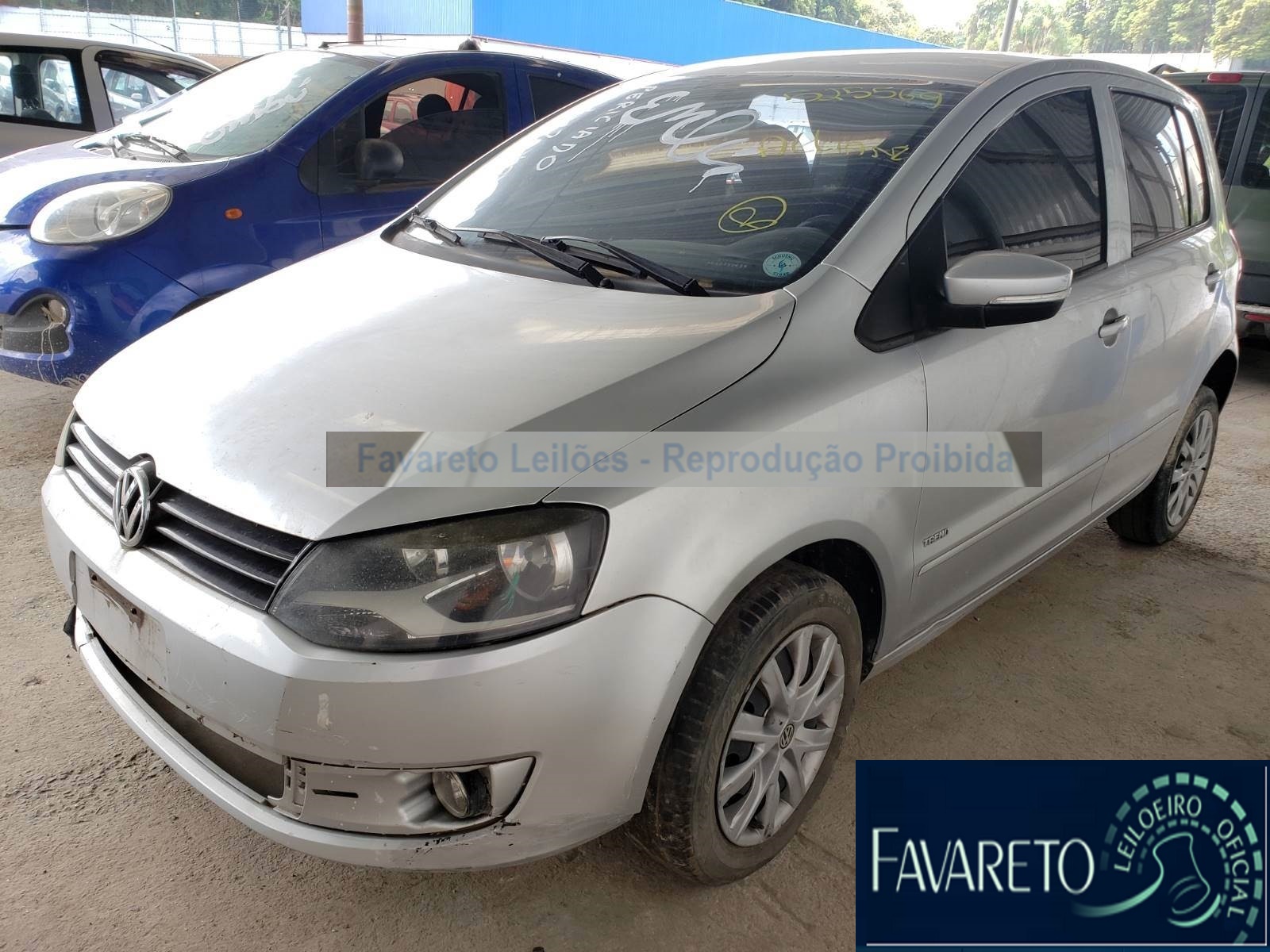 VOLKSWAGEN FOX 1.0 TOTAL FLEX 2011