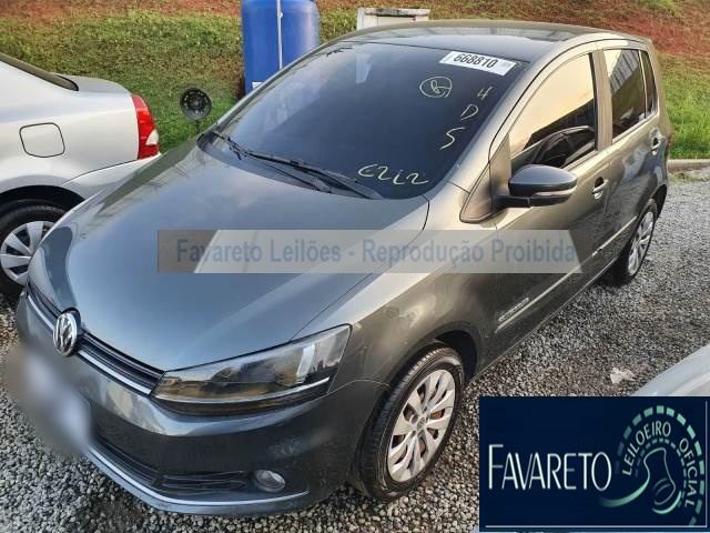 VOLKWAGEN FOX COMFORTLINE 1.0 TOTAL FLEX 2015