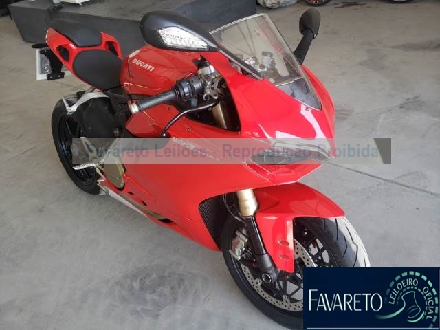 DUCATI SUPERBIKE 1199 PANIGALE 2015