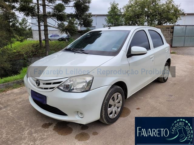 ETIOS HB X 2016