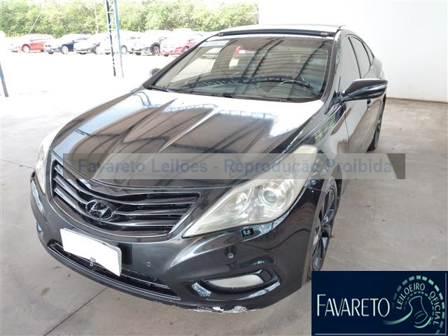 AZERA 3.0 V6 2011