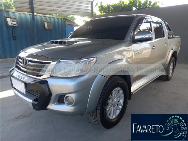 HILUX CD4X4 SRV 2014/2015