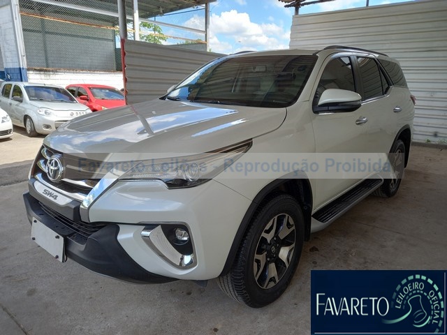 HILUX SWDMDA4JD 2019