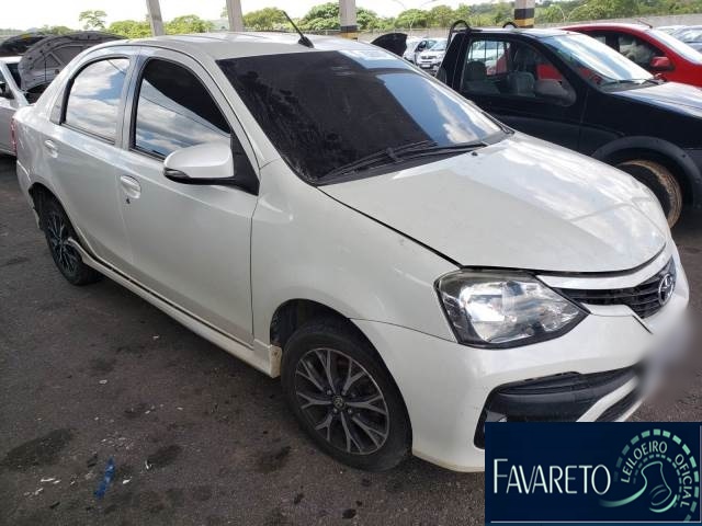 TOYOTA ETIOS SEDA PLATINUM AT 1.5 16V 2017